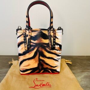 CHRISTIAN LOUBOUTIN
Calfskin Mini Cabata North South